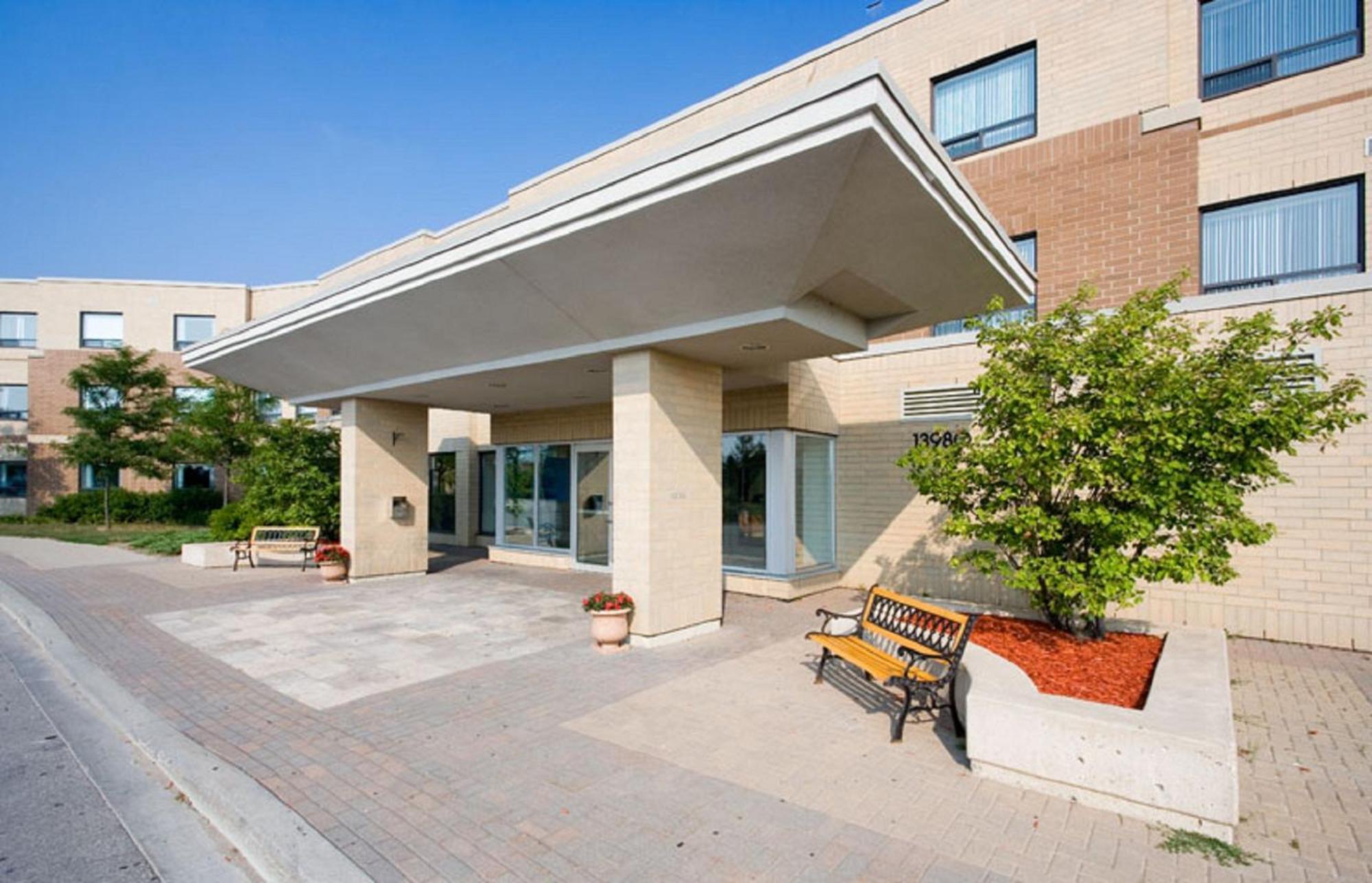 Residence & Conference Centre - Кинг Сити Экстерьер фото